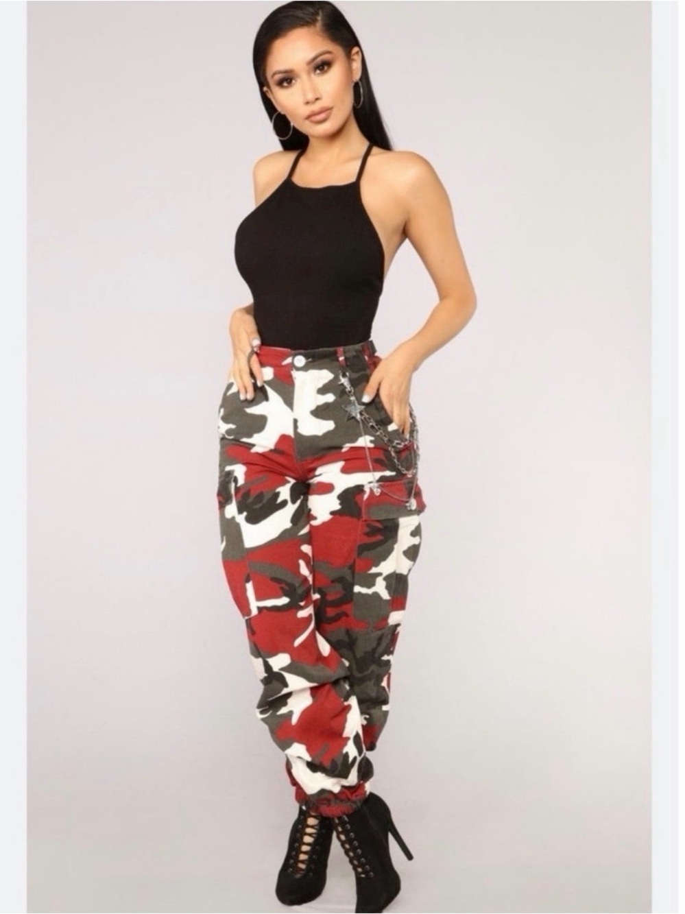 Fashion Nova Red Camo Cargo Jogger Pants Women’s Small High Rise Utility Army